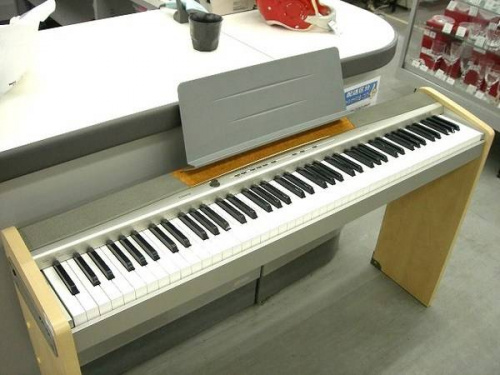 楽器・ホビー雑貨の電子ピアノ