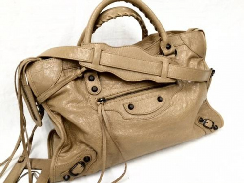 BALENCIAGAの浦和3店舗新入荷