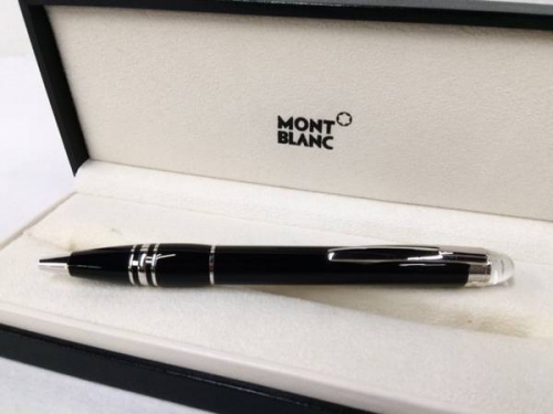 文房具の万年筆