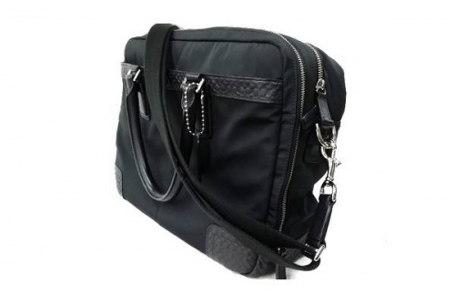 ビジネスアイテムのコーチ(COACH)