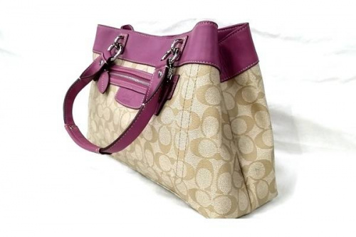 コーチ（COACH）の浦和3店舗新入荷