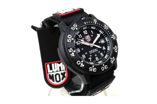 腕時計のLUMINOX