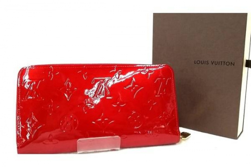 ブランド・ラグジュアリーの財布