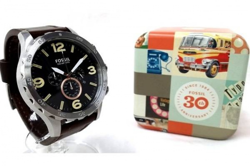 腕時計のFOSSIL