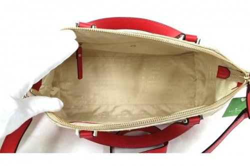 バッグのKATE SPADE