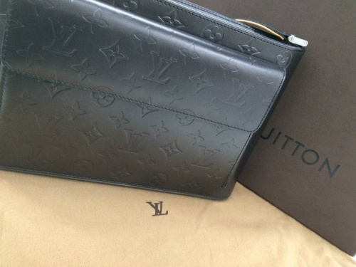 バッグのルイヴィトン（LOUIS VUITTON）