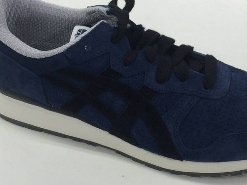 Onitsuka Tigerの浦和