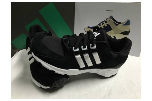 メンズファッションのシューズ