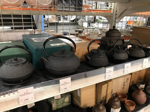 岩切美巧堂の浦和店入荷