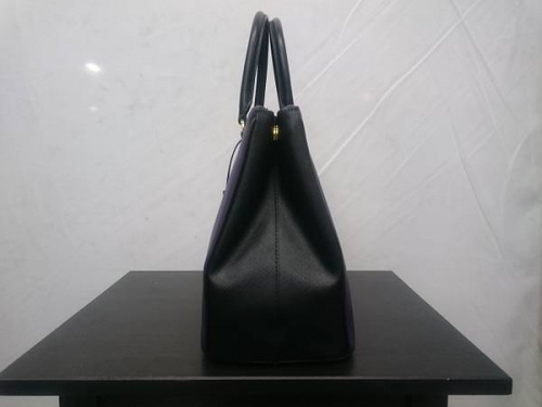 プラダ（PRADA）のバック