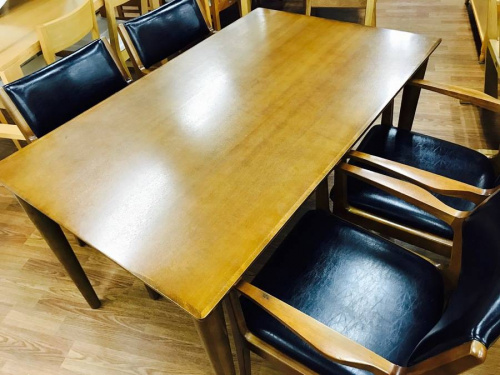 カリモク60の浦和店入荷