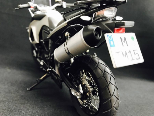 F 800 GSの浦和