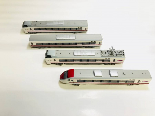 北越急行の681系