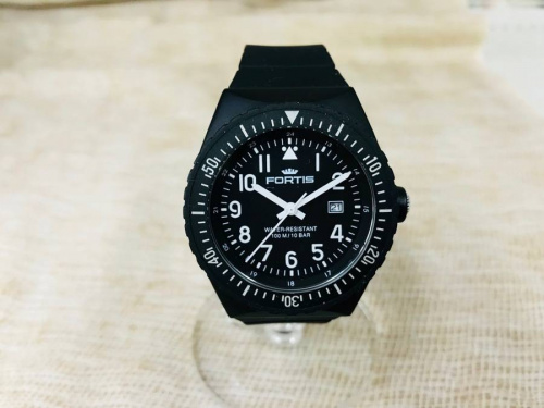 腕時計のFORTIS