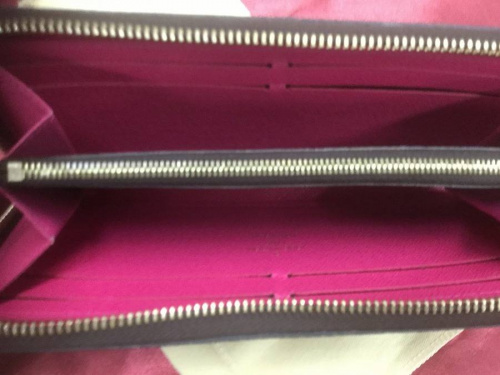 長財布のLOUIS　VITON