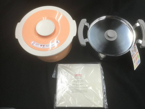 真空保温調理器のTHERMOS