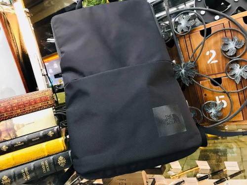 メンズファッションのバッグ