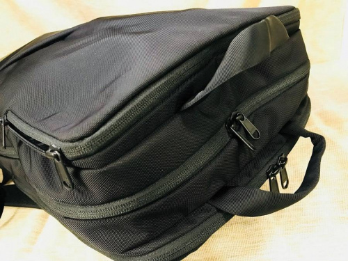 SHUTTLEのノースフェイス