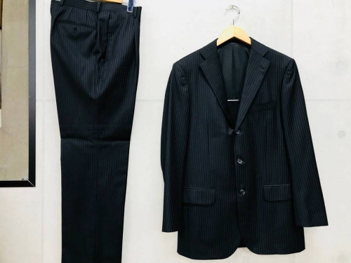 スーツのSARTORIA RING