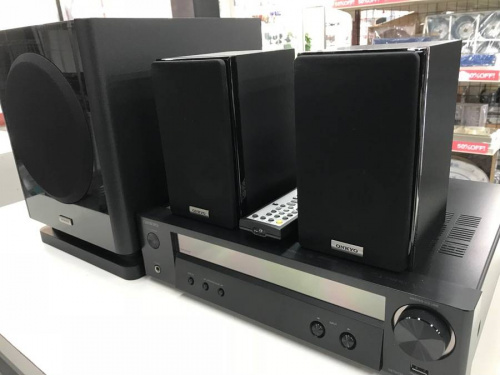 デジタル家電のホームシアター