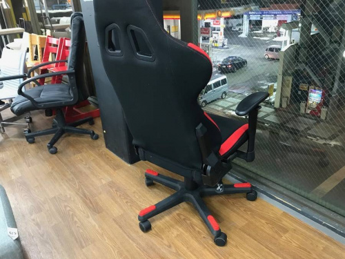チェアのDXRACER