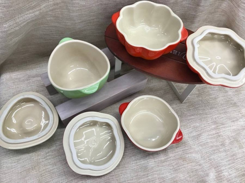 LE CREUSETのベジタブル