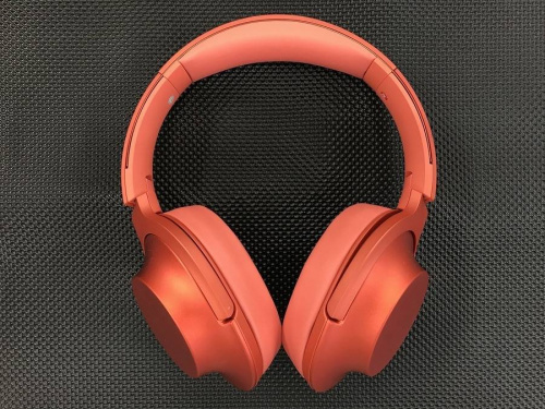 ヘッドフォンのSONY