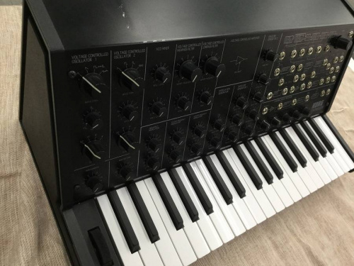 楽器のKORG