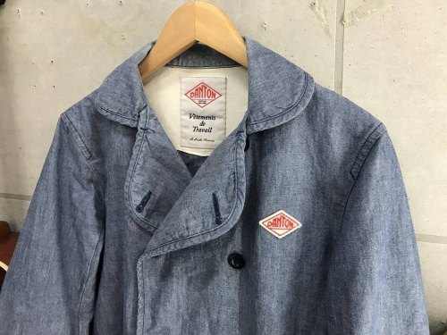 ジャケットのワーク