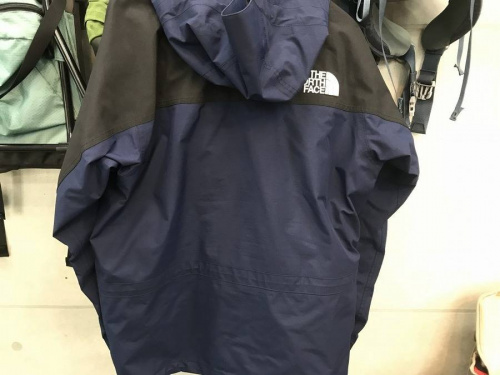 ¥Î¡¼¥¹¥Õ¥§¥¤¥¹¡ÊTHE NORTH FACE¡Ë¤Î¥Þ¥¦¥ó¥Æ¥ó¥Ñ¡¼¥«¡¼
