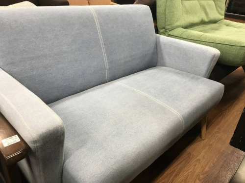 家具のソファ
