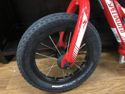 子供用自転車のランニングバイク