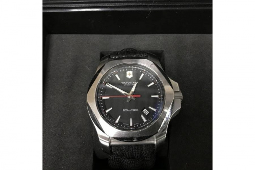 腕時計のVICTORINOX