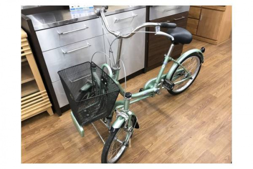 スポーツ用品の自転車
