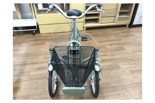 自転車の三輪自転車