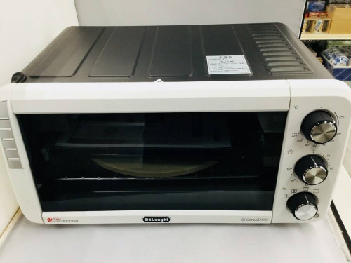 オーブンのDeLonghi