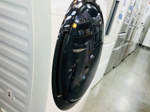 生活家電の洗濯乾燥機