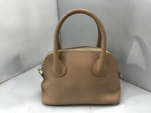 バッグの2WAYショルダーバッグ