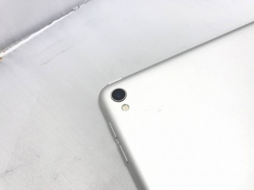 AppleのA1670