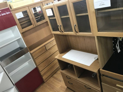 家具のカップボード・食器棚