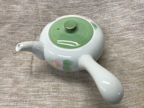 テーブルウェアの喫茶