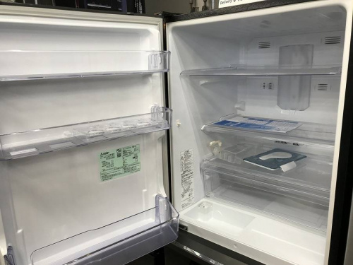 冷蔵庫の2ドア冷蔵庫