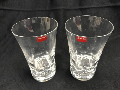 テーブルウェアのガラス