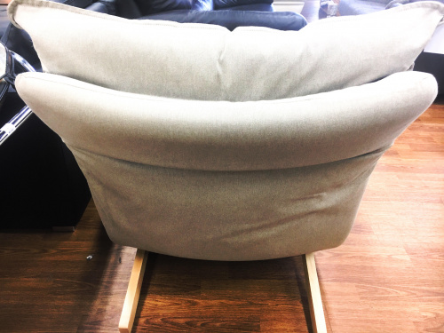 無印良品のオットマン付