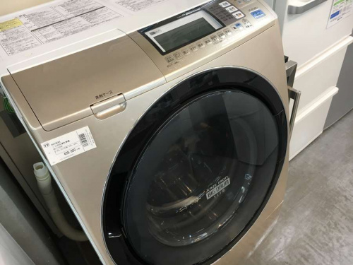 生活家電のドラム洗濯乾燥機