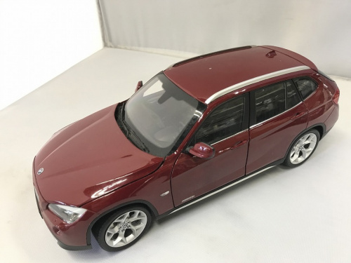 ミニカーのBMW