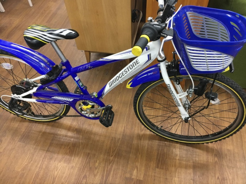 自転車の子供用自転車