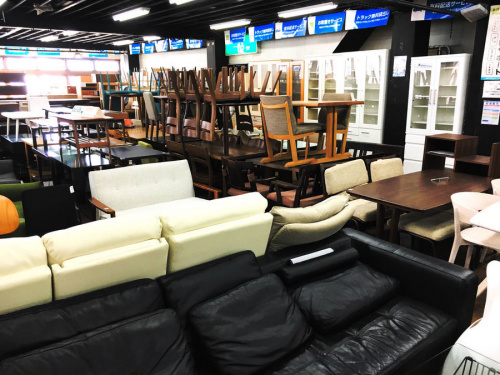 WYTHEの中古　ソファ