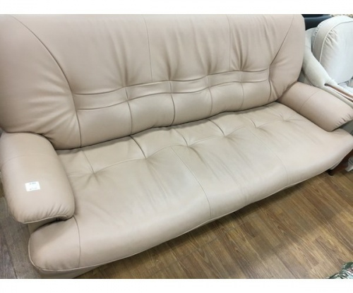 家具のソファ
