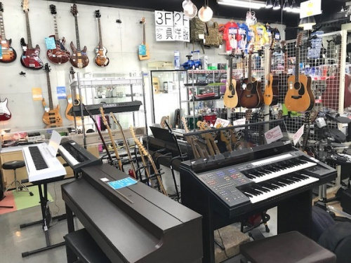YAMAHAの中古　電子ピアノ　キーボード